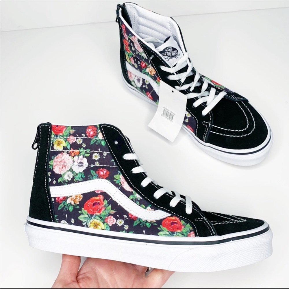NEW Vans Sk8-Hi Garden Floral Shoes Black White - Picture 2 of 11